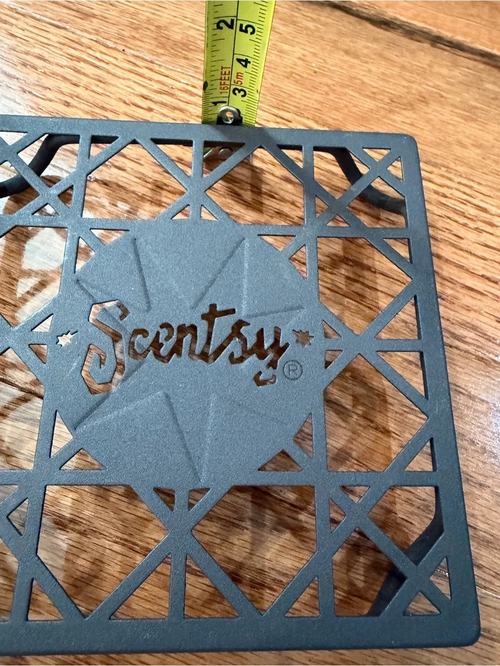 Scentsy Black Decorative Warmer Trivet*